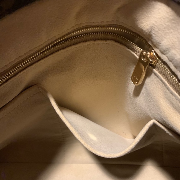 ❤️ Authentic MM Louis Vuitton monogram artsy hobo - Picture 4 of 8